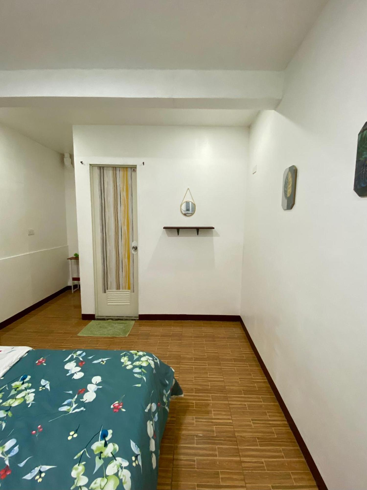 Moalboal Panagsama Beach Topbudz Hostel Моалбоал Екстериор снимка