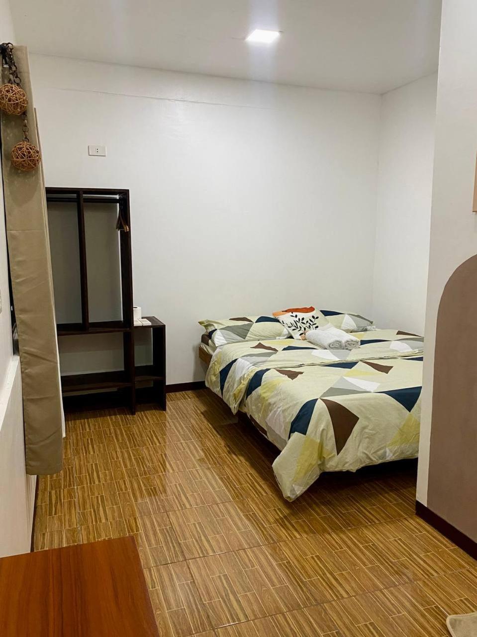 Moalboal Panagsama Beach Topbudz Hostel Моалбоал Екстериор снимка