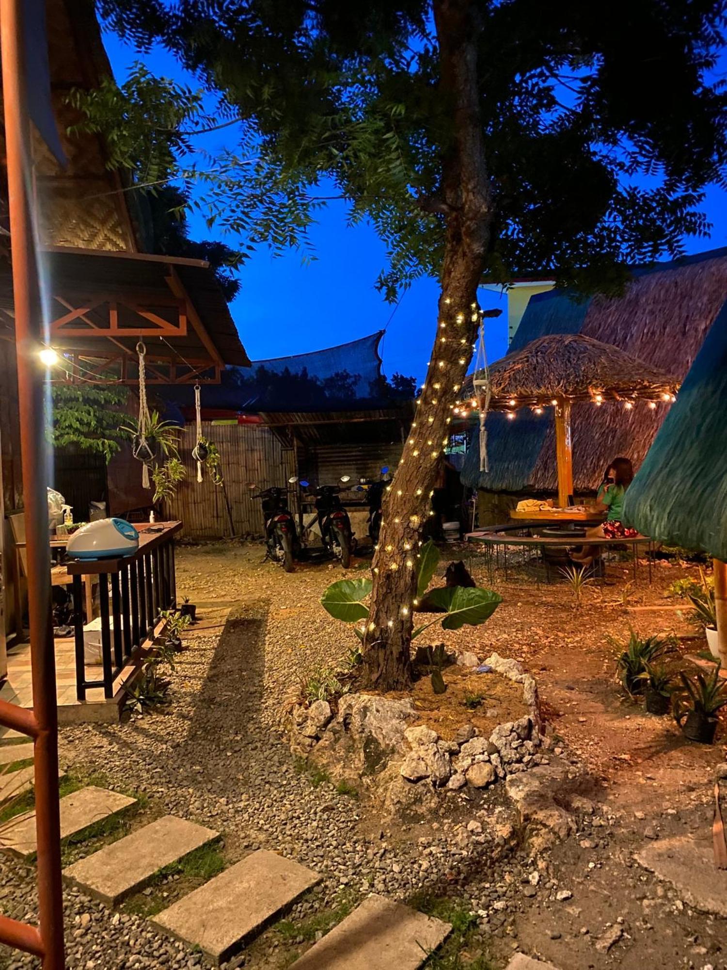 Moalboal Panagsama Beach Topbudz Hostel Моалбоал Екстериор снимка