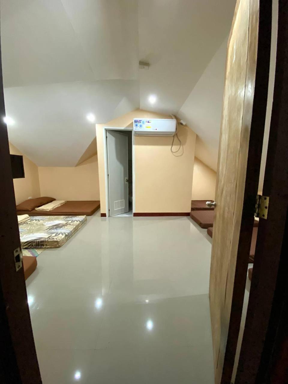 Moalboal Panagsama Beach Topbudz Hostel Моалбоал Екстериор снимка